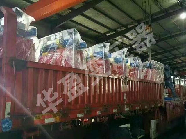 镇江干式变压器发货现场